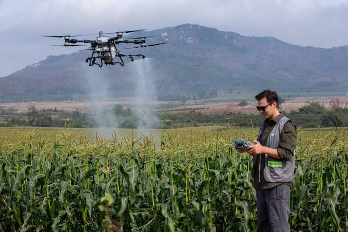 Drone DJI T100